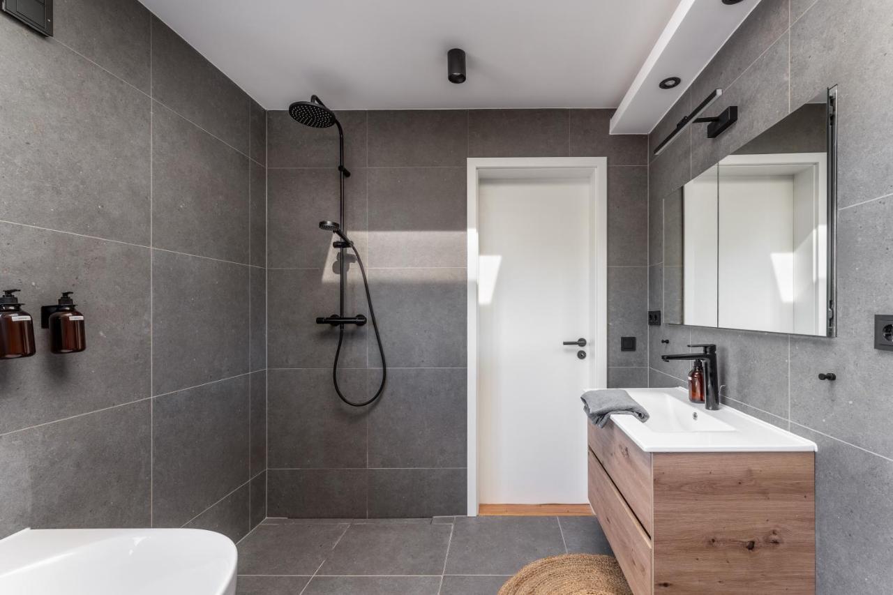 Sternenhimmel Penthouse: Cozy City Retreat with Boxspring Bed Apartment Kassel Exterior photo